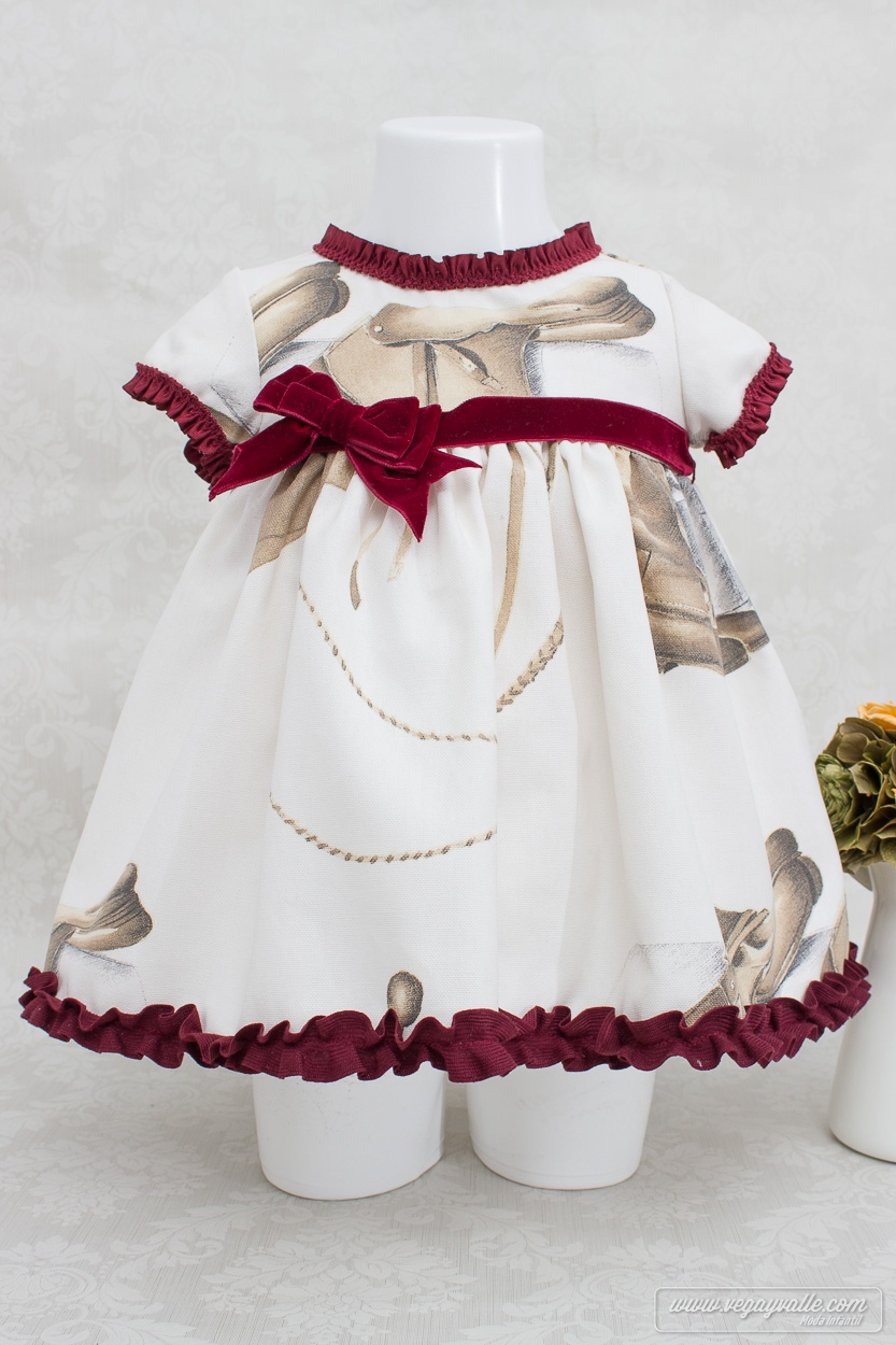 Vestido para niña · Modelo Amazona · Vega y Valle-1 Modelo Amazona - Imagen 1