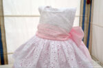 Vestido de arras · Pétalos de rosa y azahar