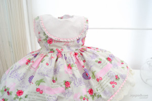 Vestido para niña de vuelo y alegres colores