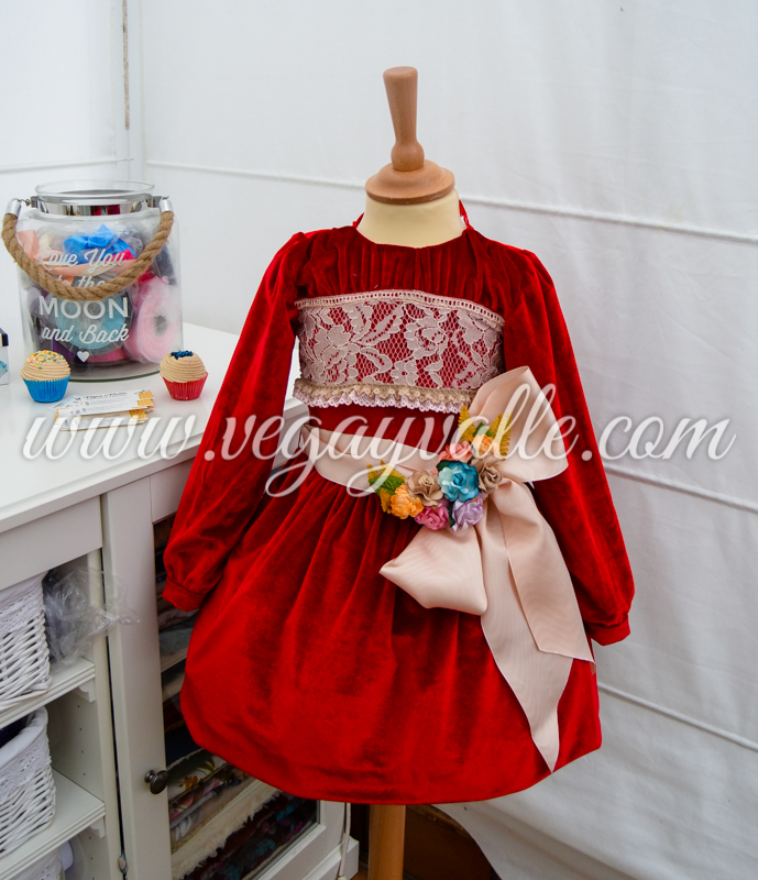 vega-valle-otono-invierno-2018 (10) Vestido para niña rococo rojo - Imagen 1