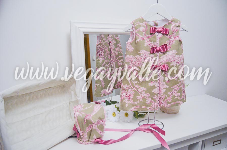 jesusito-para-niña-modelo-primavera-rosa-1 Jesusito para niña · Primavera lazos rosa - Imagen 1